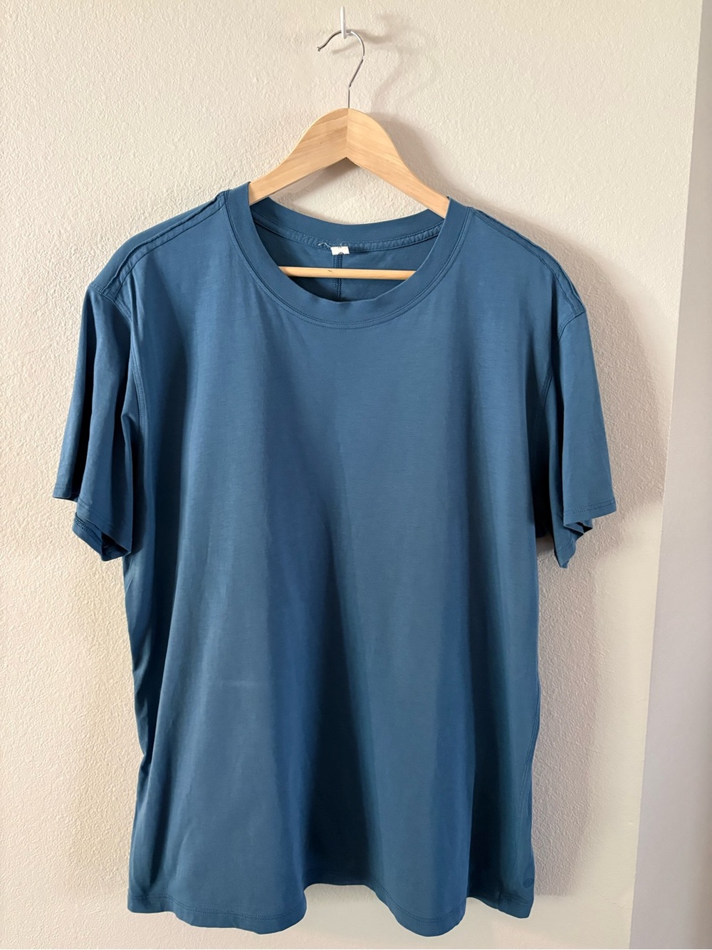 lululemon athletica all yours tee in Slate Blue, size 10